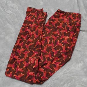 LuLaRoe Hummingbird Leggings Red One Size NWOT